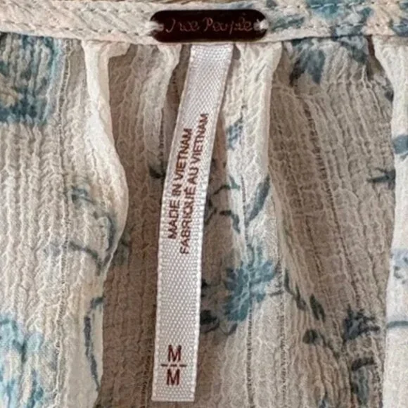 💎NEW: Free People - Vintage Floral Design Blouse - Picture 7 of 8